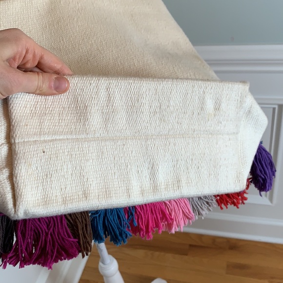 Noonday Collection la Gloria tassel tote - Picture 7 of 9